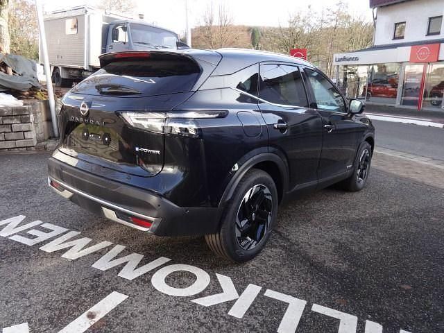 Neu Nissan Qashqai N-Connecta 190 PS (139 kW) 2025 Schwarz SUV