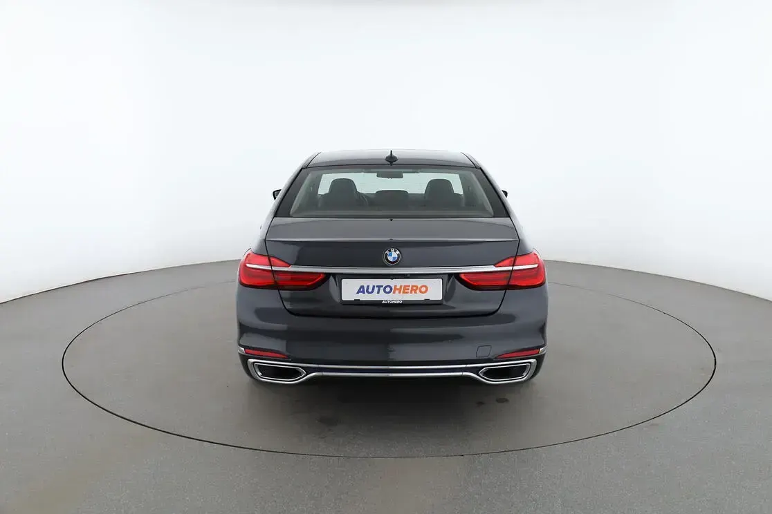 Gebraucht BMW 730 265 PS (194 kW) 2017 Grau Limousine