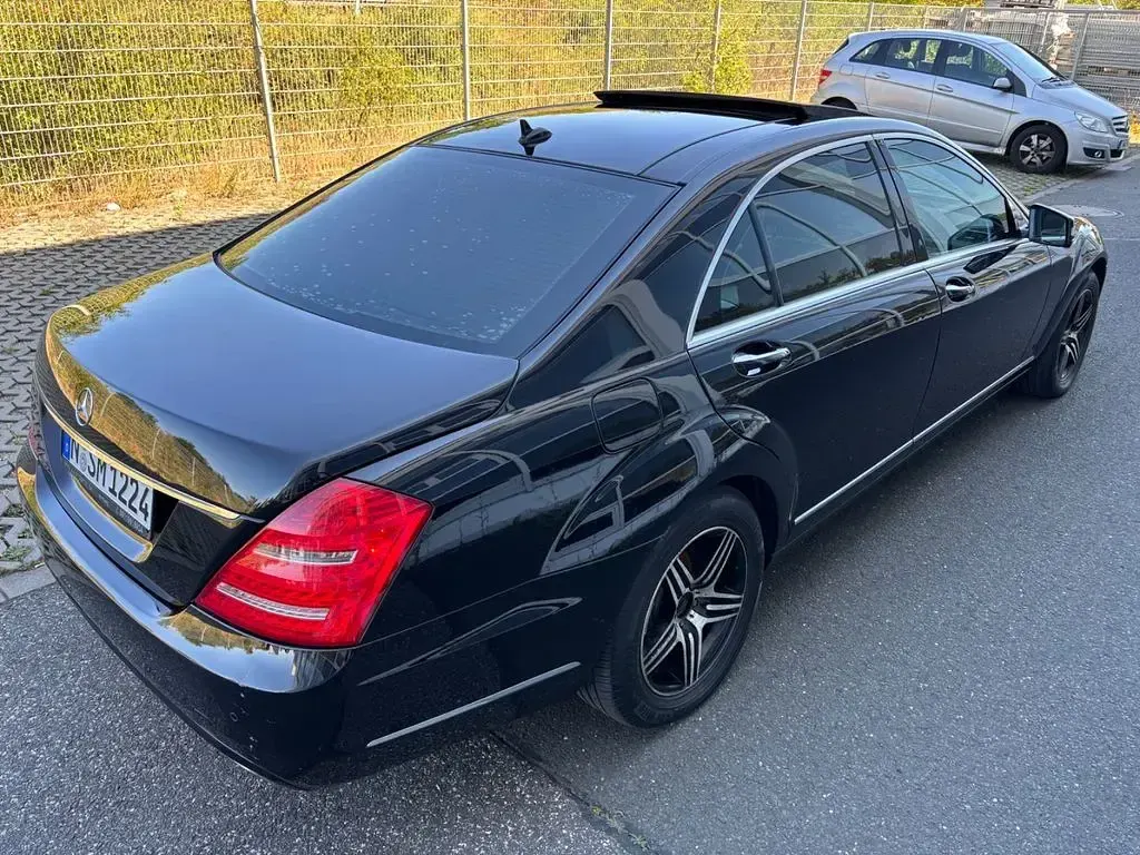 Gebraucht Mercedes S250 204 PS (150 kW) 2012 Schwarz Limousine