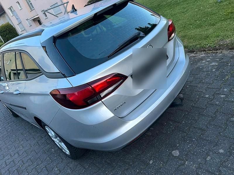 Silber Gebraucht 2019 Opel Astra Kombi | 7.290 € (Superpreis) - Bild 1/4