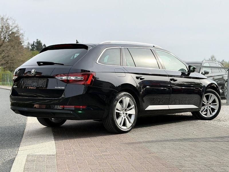 Używany Skoda Superb Style 150 KM (110 kW) 2017 Czarny Kombi