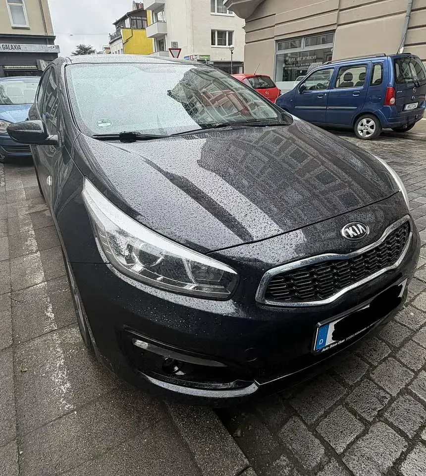 Gebraucht Kia Ceed Edition 7 136 PS (100 kW) 2016 Kleinwagen
