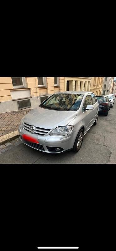 Silber Gebraucht 2007 VW Golf V Kleinwagen | 3.500 € - Bild 1/4
