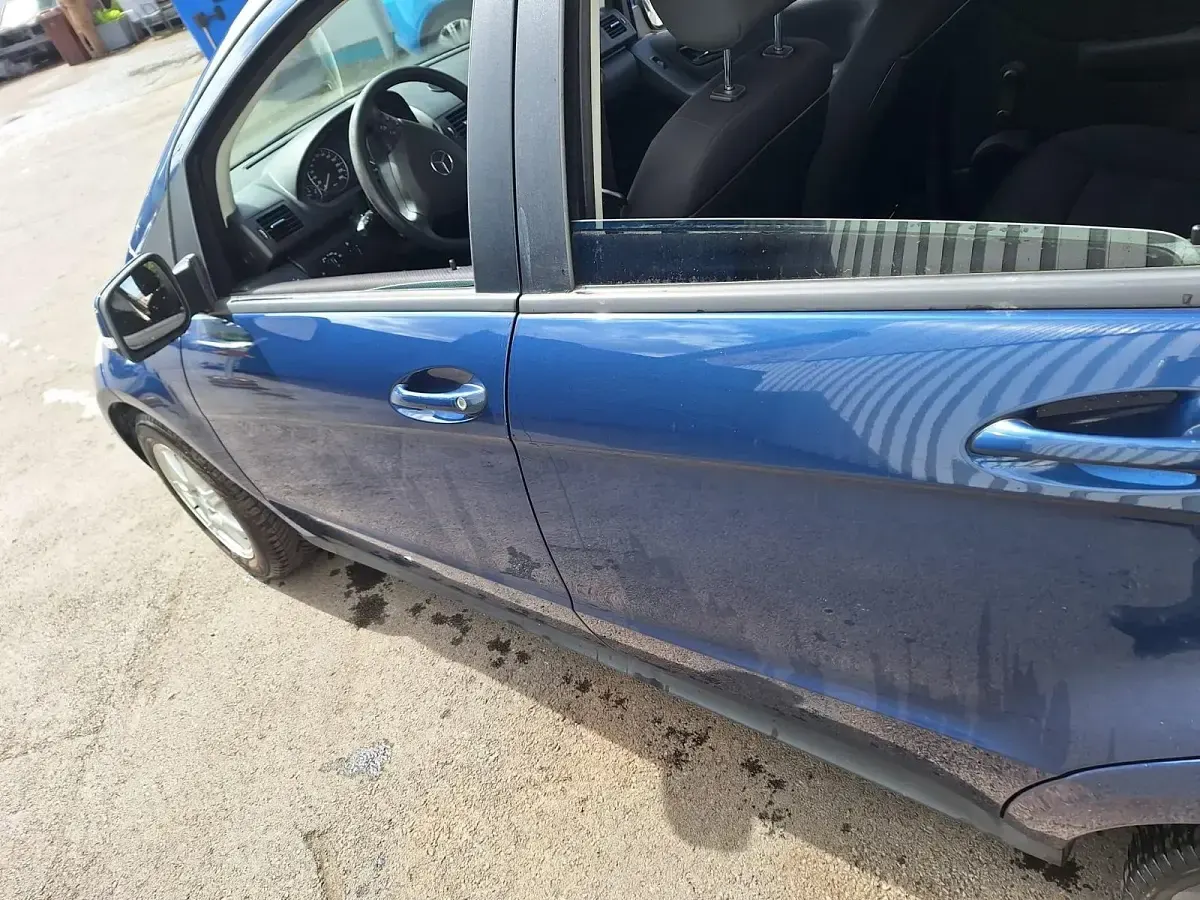 Gebraucht Mercedes A160 95 PS (69 kW) 2010 Blau Kleinwagen