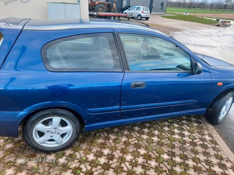 Gebraucht Nissan Almera 80 PS (58 kW) 2005 Blau Kleinwagen