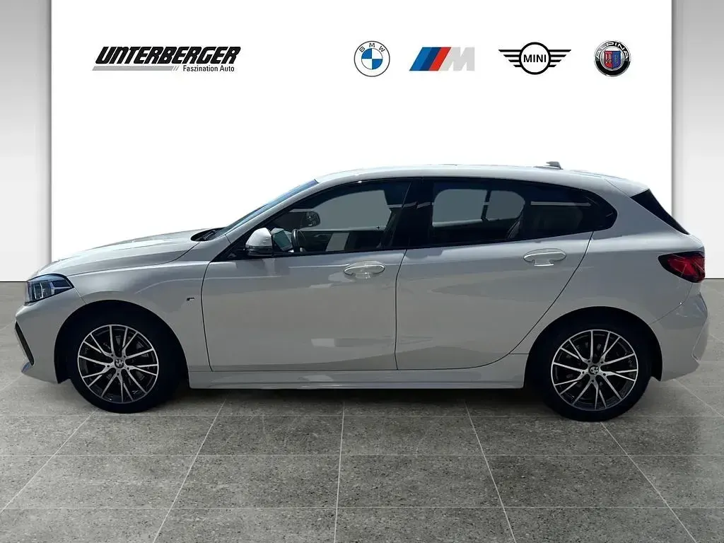 Gebraucht BMW 118 Performance 136 PS (100 kW) 2023 Weiß Limousine