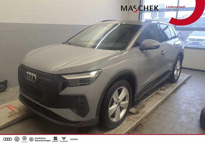 Gebraucht Audi Q4 e-tron Ambiente 150 kW (204 PS) 2022 Kieselgrau SUV