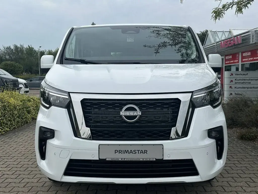Neu Nissan Primastar Tekna 170 PS (125 kW) 2025 Weiß Van / Kleinbus