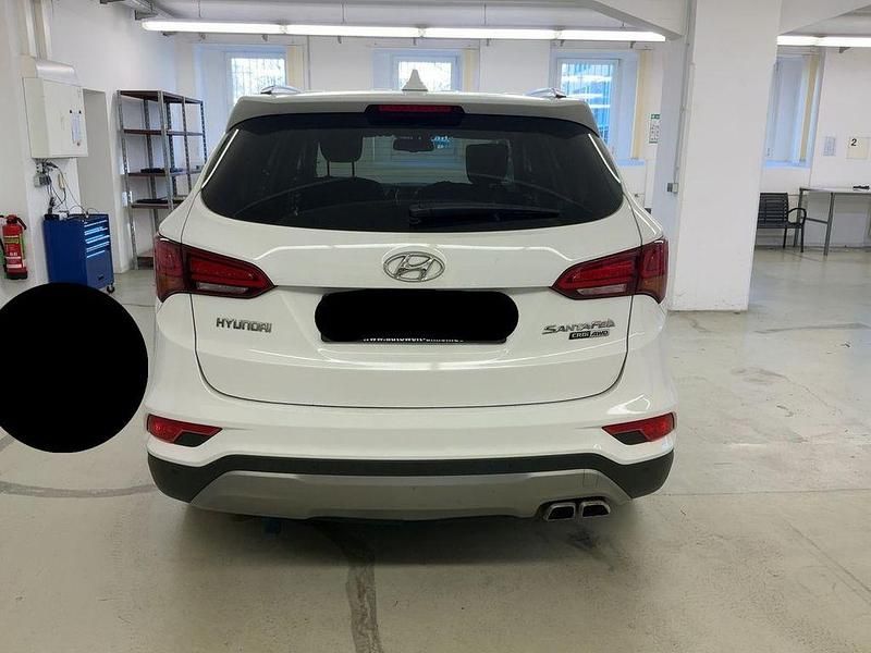 Gebraucht Hyundai Santa Fe Style 200 PS (147 kW) 2017 Weiß SUV