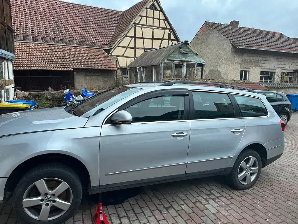 Używany VW Passat 105 KM (77 kW) 2007 Szary Kombi