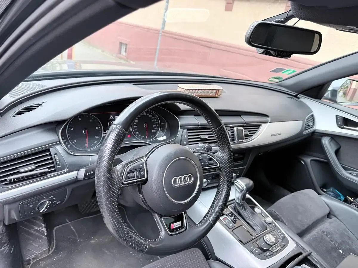 Gebraucht Audi A6 S-Line 204 PS (150 kW) 2015 Grau Kombi