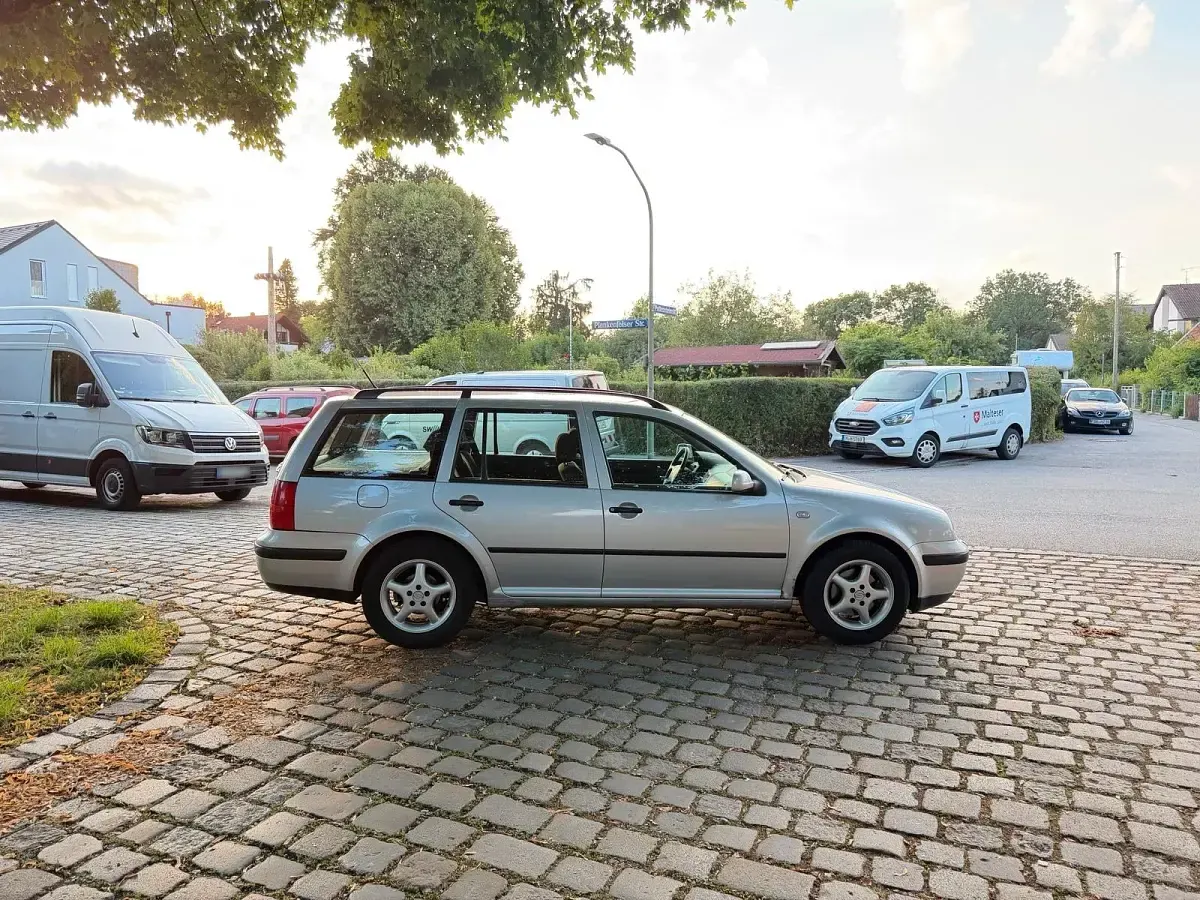 Gebraucht VW Golf IV 101 PS (74 kW) 2000 Silber Kombi
