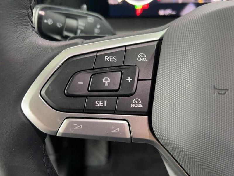 Gebraucht VW Tayron 193 PS (141 kW) 2025 Grau SUV