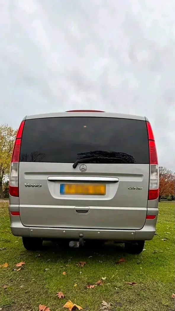 Gebraucht Mercedes Viano 204 PS (150 kW) 2010 Grau Van / Kleinbus