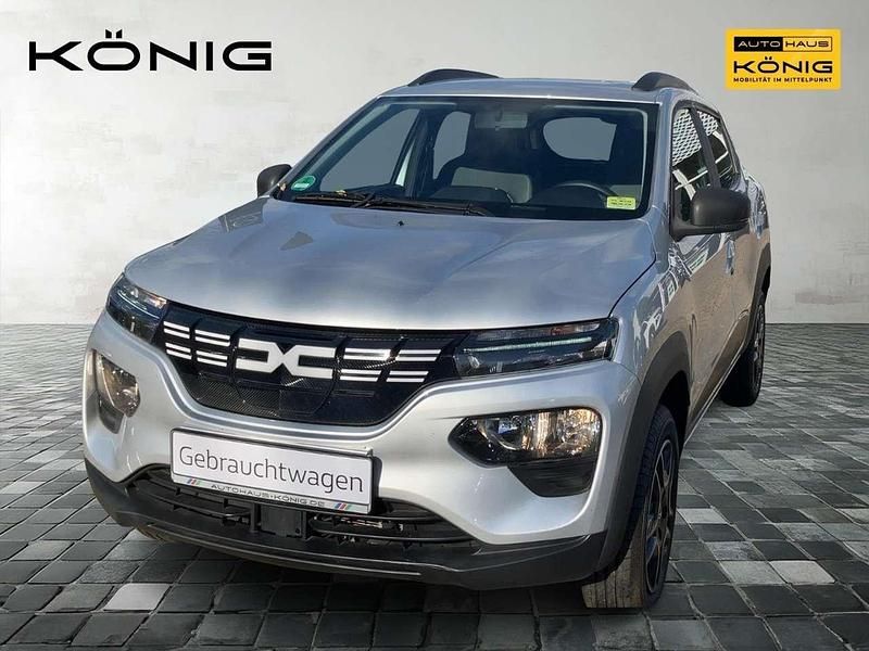 Diamantsilbergrau Gebraucht 2023 Dacia Spring Essentiel Kleinwagen | 12.998 € (Fairer Preis) - Bild 1/4