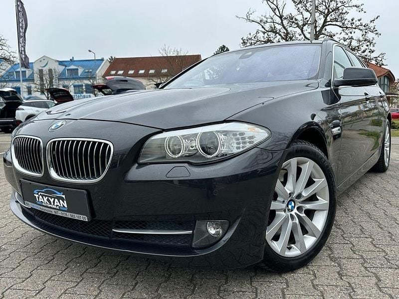 Gebraucht BMW 528 245 PS (180 kW) 2013 Grau Kombi