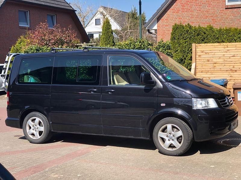 Usata VW T5 Highline 174 CV (127 kW) 2008 Nero Furgone
