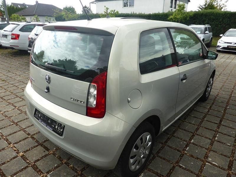 Gebraucht Skoda Citigo Active 60 PS (44 kW) 2014 Silber Kleinwagen