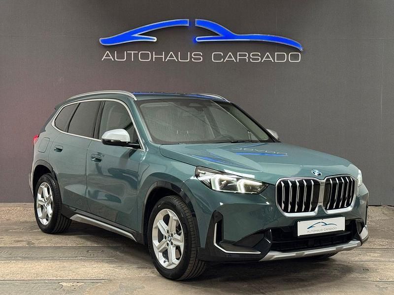 Grün Gebraucht 2023 BMW X1 Performance SUV | 42.999 € (Fairer Preis) - Bild 1/4