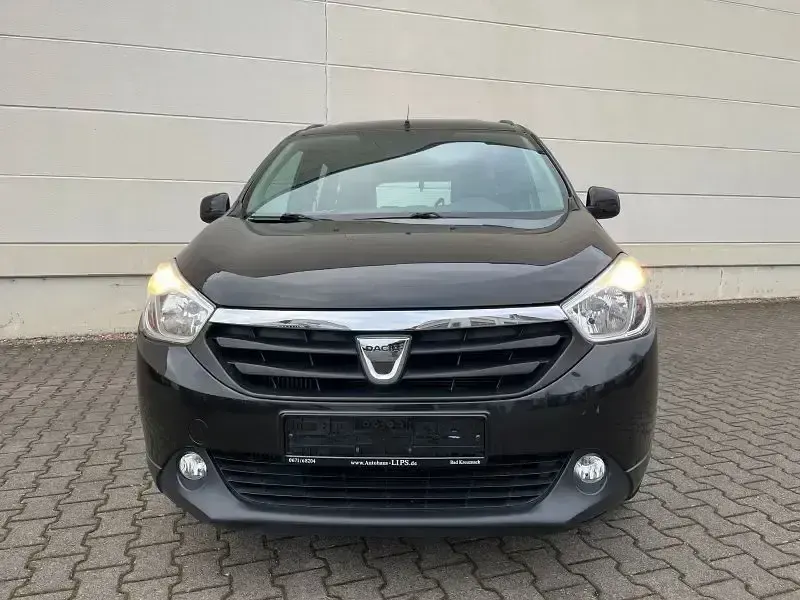 Gebraucht Dacia Lodgy Prestige 116 PS (85 kW) 2015 Perlmuttschwarz Van / Kleinbus