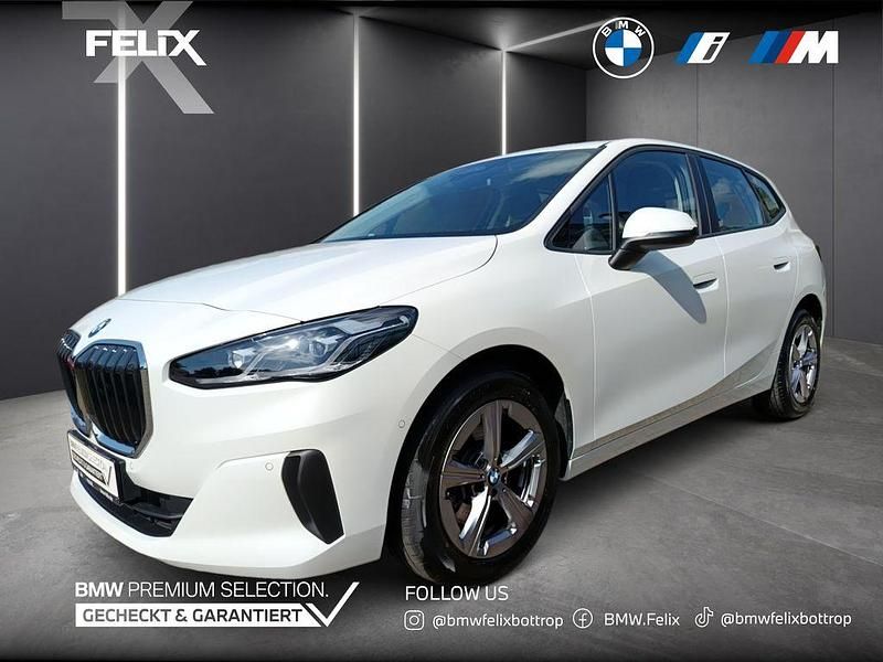 Weiß Gebraucht 2024 BMW 223 Active Tourer Van / Kleinbus | 37.880 € (Guter Preis) - Bild 1/4