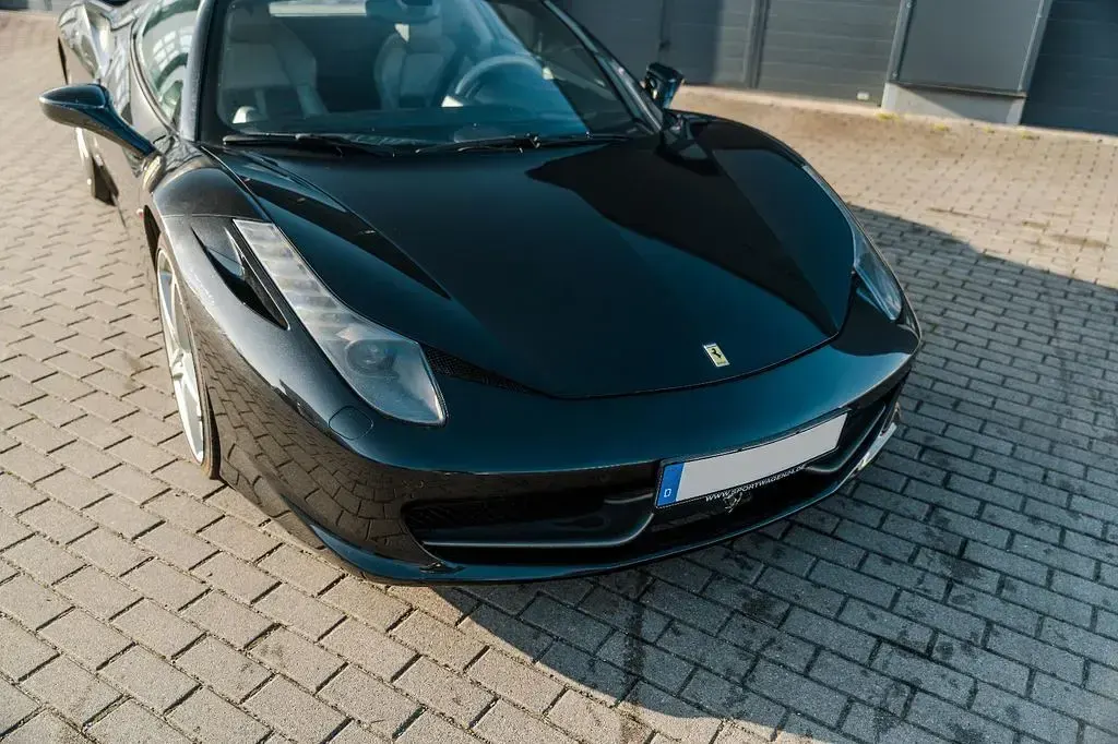 Gebraucht Ferrari 458 566 PS (416 kW) 2013 Schwarz Cabrio