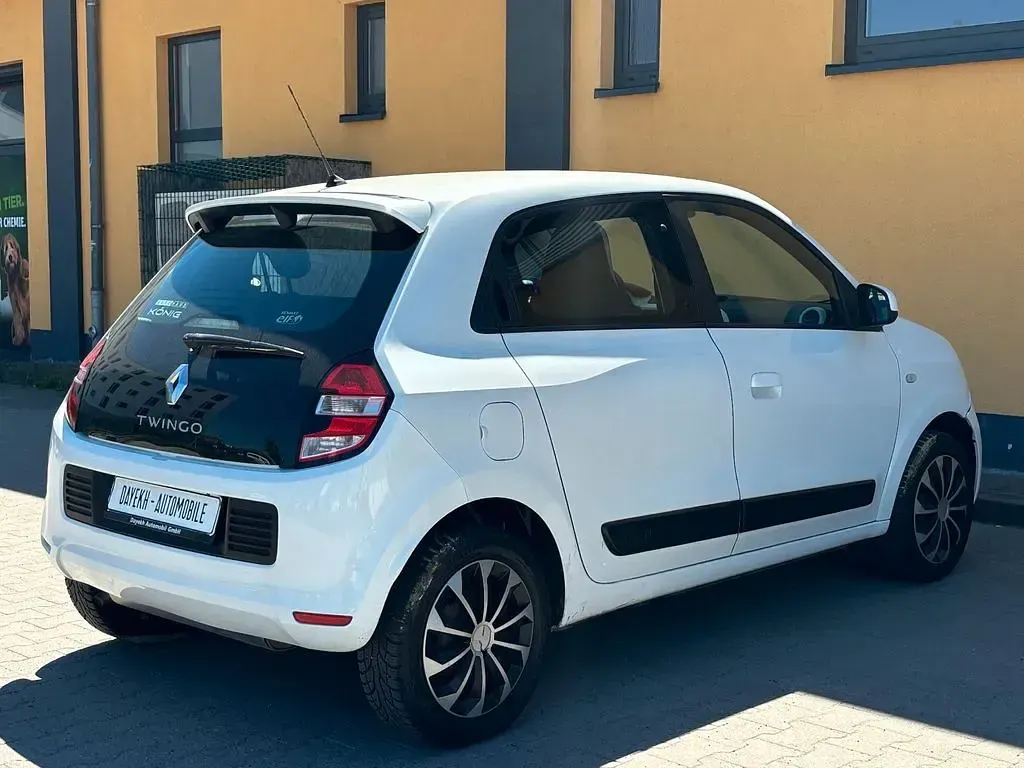 Gebraucht Renault Twingo Experience 69 PS (50 kW) 2017 Weiß Kleinwagen