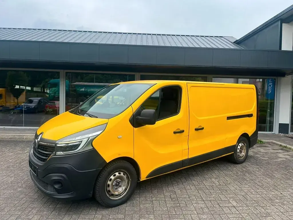 Gebraucht Renault Trafic 120 PS (88 kW) 2020 Van / Kleinbus