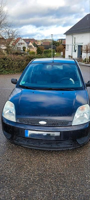 Gebraucht Ford Fiesta 70 PS (51 kW) 2005 Schwarz Kleinwagen