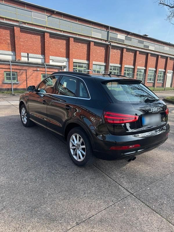 Gebraucht Audi Q3 140 PS (102 kW) 2015 Schwarz SUV