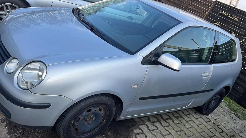 Gebraucht VW Polo 60 PS (44 kW) 2002 Grau Kleinwagen