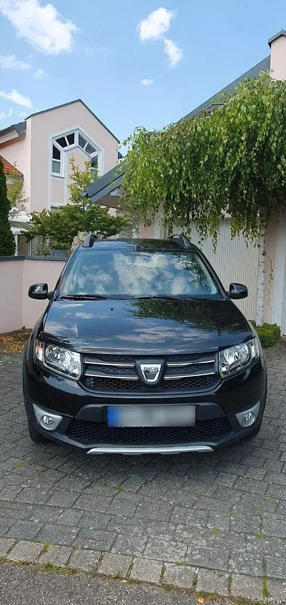 Gebraucht Dacia Sandero Prestige 90 PS (66 kW) 2014 Schwarz Limousine