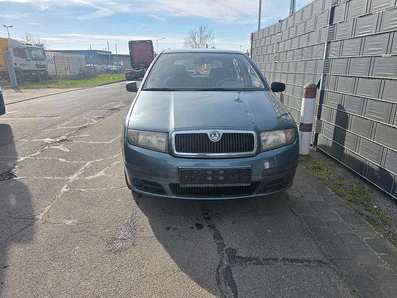 Gebraucht Skoda Fabia 70 PS (51 kW) 2005 Grau Kleinwagen