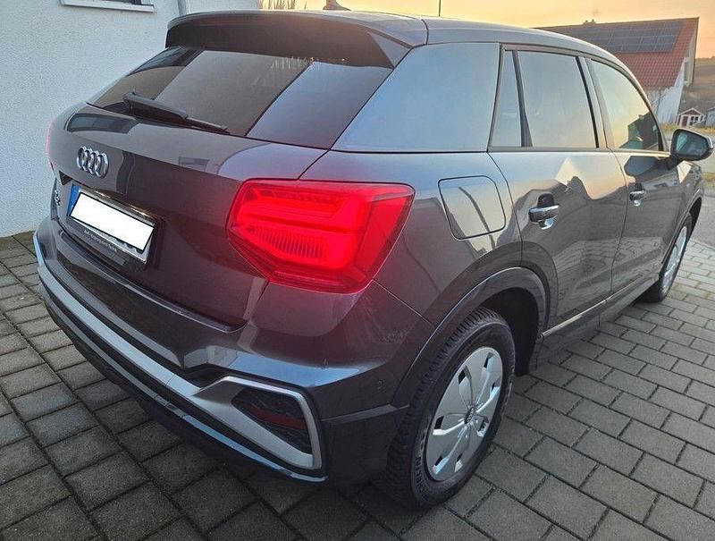 Gebraucht Audi Q2 S-Line 150 PS (110 kW) 2023 Schwarz SUV
