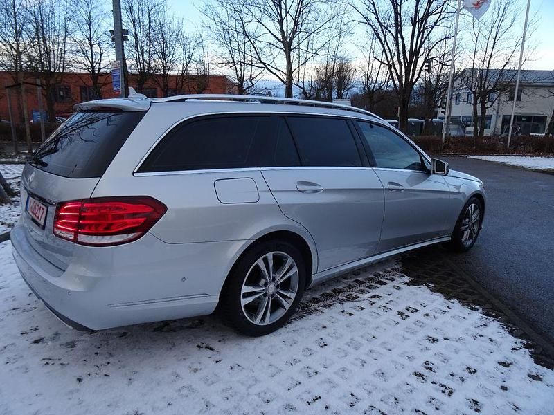 Gebraucht Mercedes E200 184 PS (135 kW) 2015 Silber Kombi
