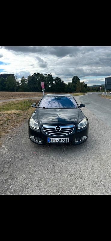 Gebraucht Opel Insignia Sport 160 PS (117 kW) 2011 Schwarz Limousine