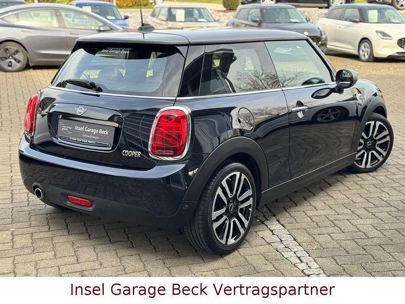 Gebraucht Mini Cooper 136 PS (100 kW) 2020 Schwarz Kleinwagen