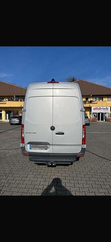 Gebraucht Mercedes Sprinter 163 PS (119 kW) 2021 Grau Van