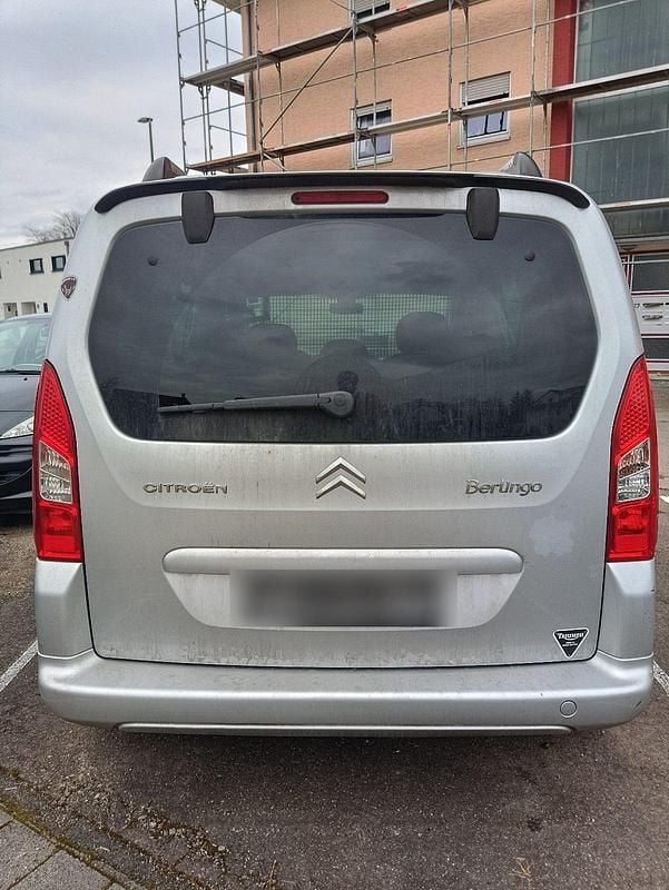 Gebraucht Citroën Berlingo 109 PS (80 kW) 2010 Silber Van / Kleinbus