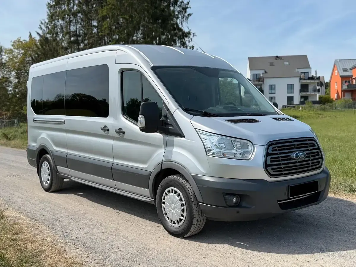 Używany Ford Transit 131 KM (96 kW) 2018 Srebrny Minivan