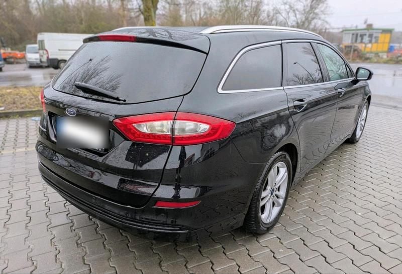 Gebraucht Ford Mondeo Business Edition 150 PS (110 kW) 2016 Schwarz Kombi