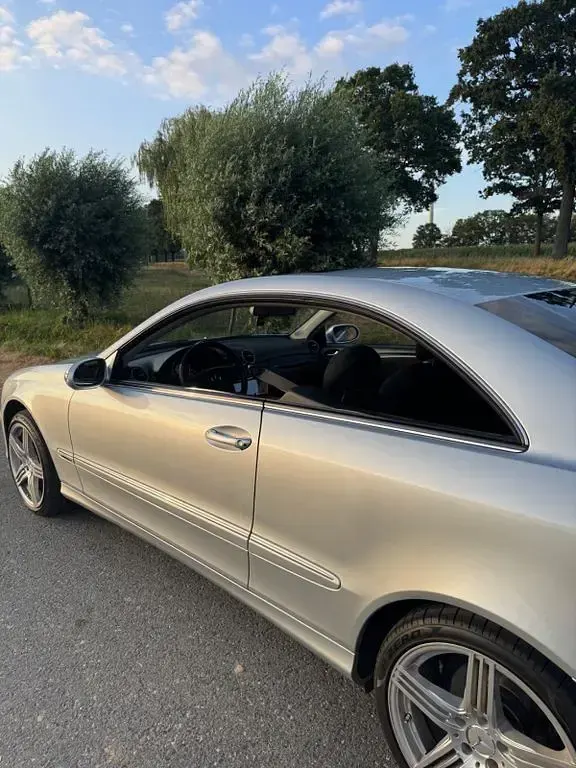 Gebraucht Mercedes CLK200 Elegance 163 PS (119 kW) 2007 Silber Coupé