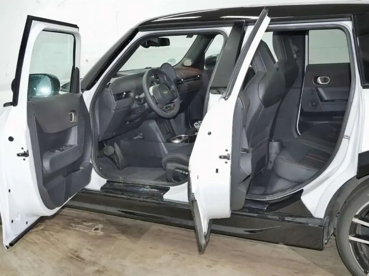 Gebraucht Mini John Cooper Works 204 PS (150 kW) 2025 Weiß Kleinwagen