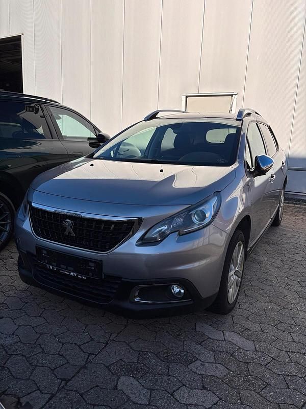 Gebraucht Peugeot 2008 110 PS (80 kW) 2017 Andere farben SUV