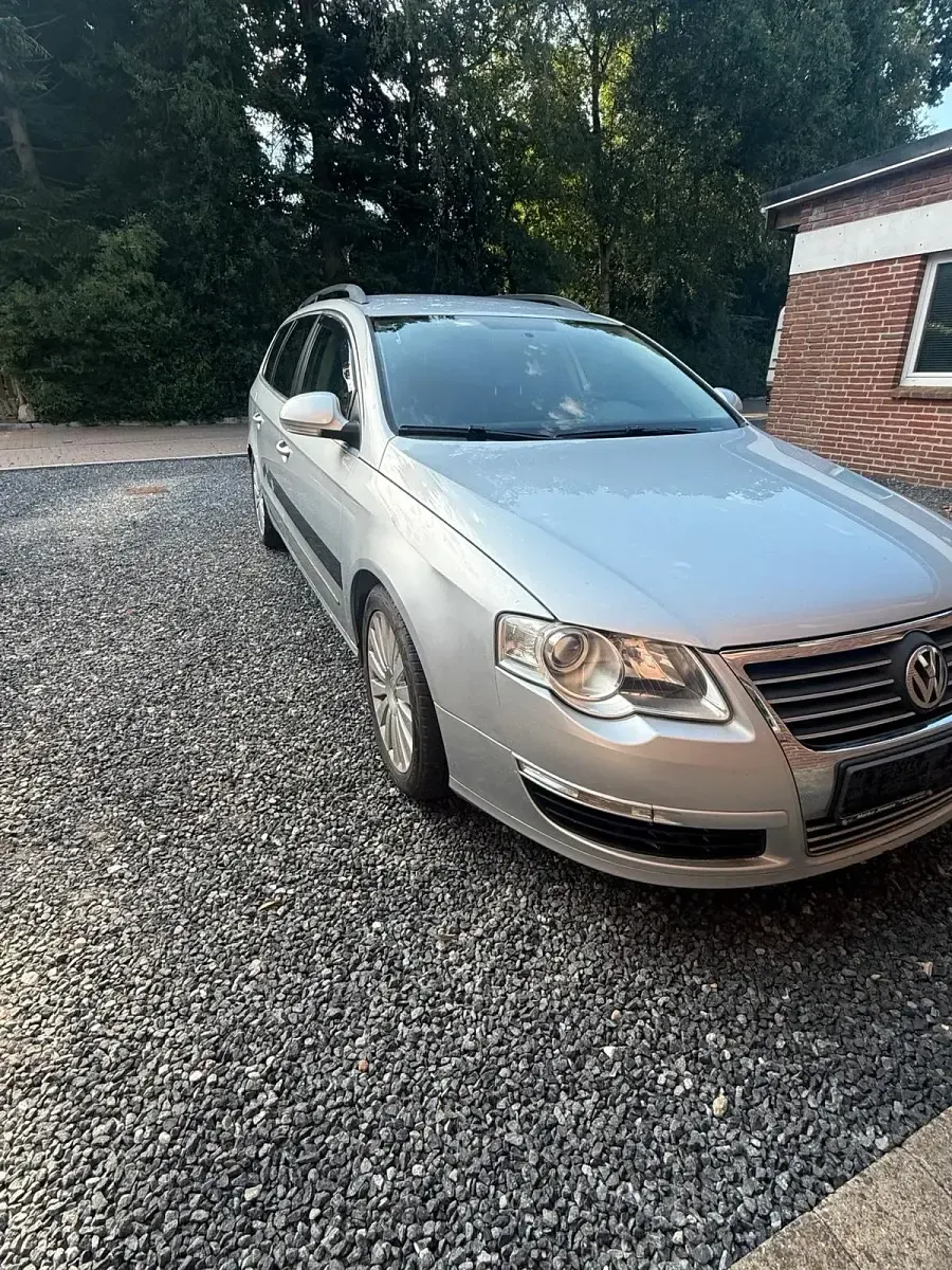 Gebraucht VW Passat 105 PS (77 kW) 2008 Grau Kombi