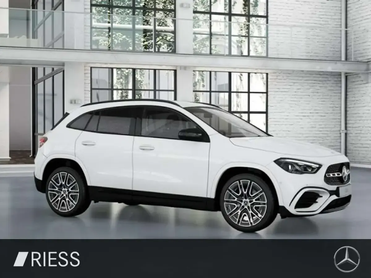 Gebraucht Mercedes GLA200 AMG 150 PS (110 kW) 2025 Unilack polarweiß SUV