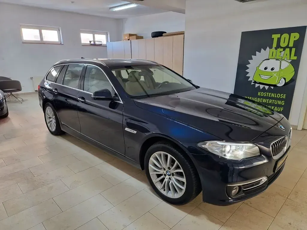 Gebraucht BMW 528 245 PS (180 kW) 2014 Blau Kombi