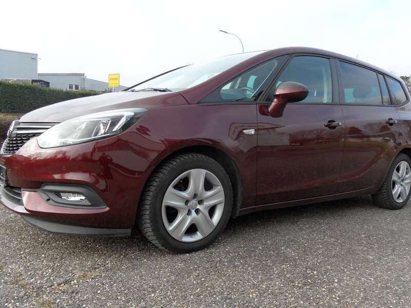 Rouge braun Gebraucht 2018 Opel Zafira Van / Kleinbus | 12.900 € (Superpreis) - Bild 1/4