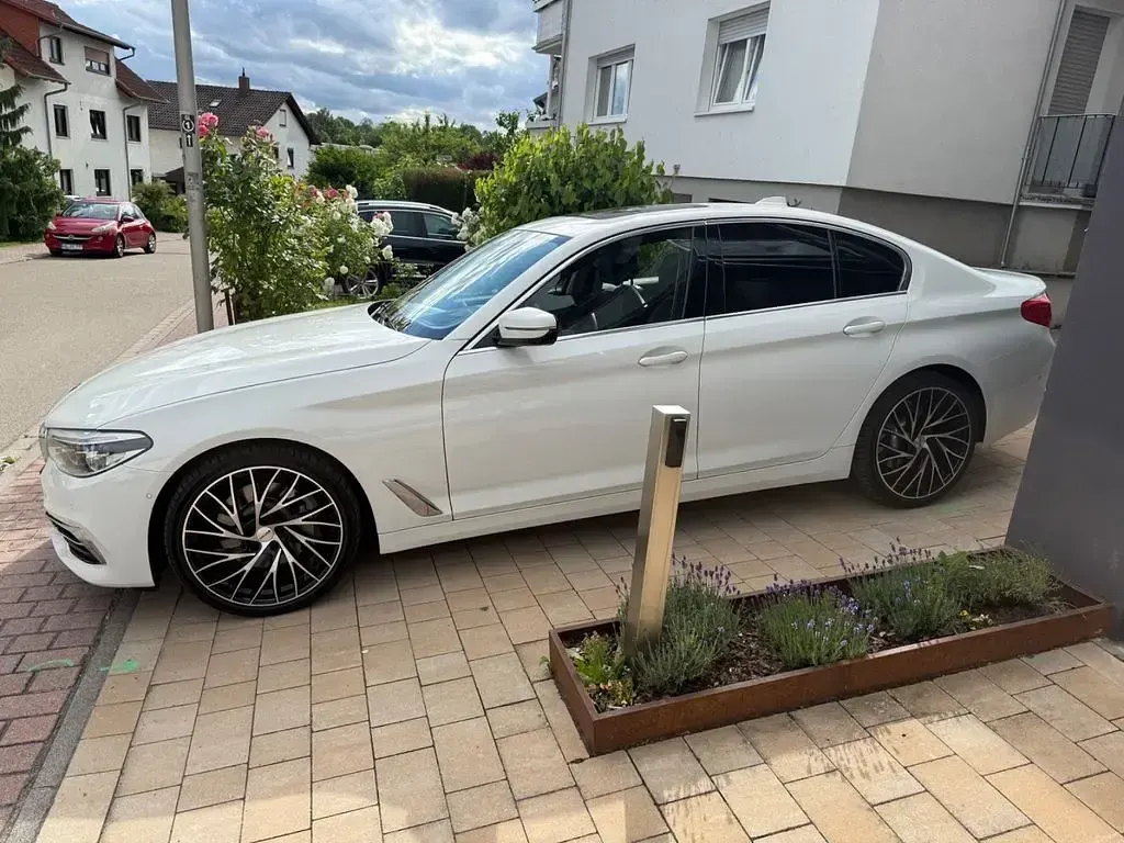 Gebraucht BMW 530 Luxury Line 252 PS (185 kW) 2018 Weiß Limousine