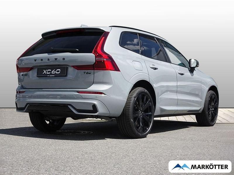 Neu Volvo XC60 Plus 455 PS (334 kW) 2025 Grau SUV